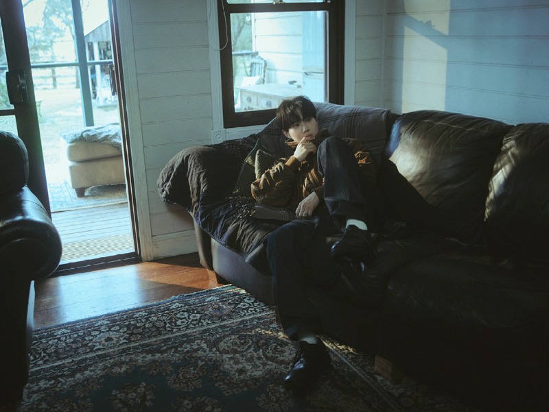 수호 네 번째 미니앨범 'Who Are You' 티저 이미지 2 (2).jpg