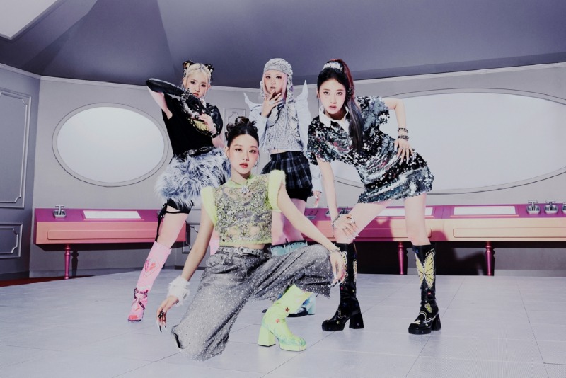 비비업_미니 1집 _VVON_콘셉트 포토_1 (1).jpg