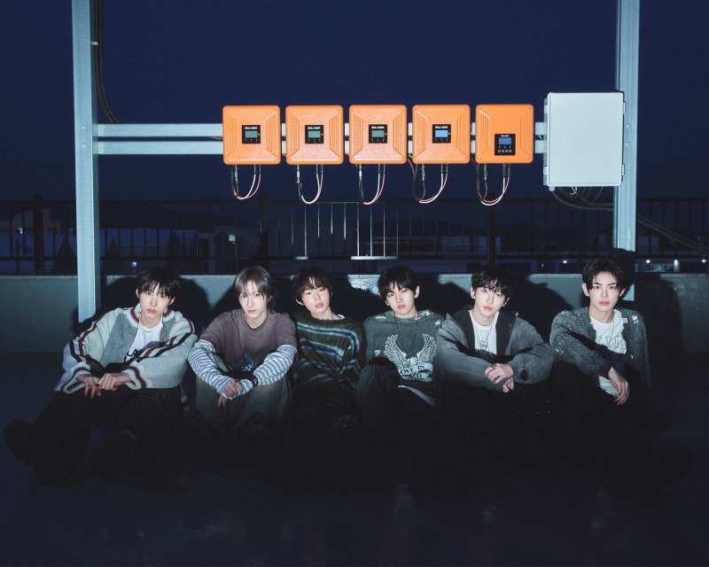 티저 이미지_왼쪽부터 주왕, 동화, 케이주, 계훈, 동현, 민제.jpg