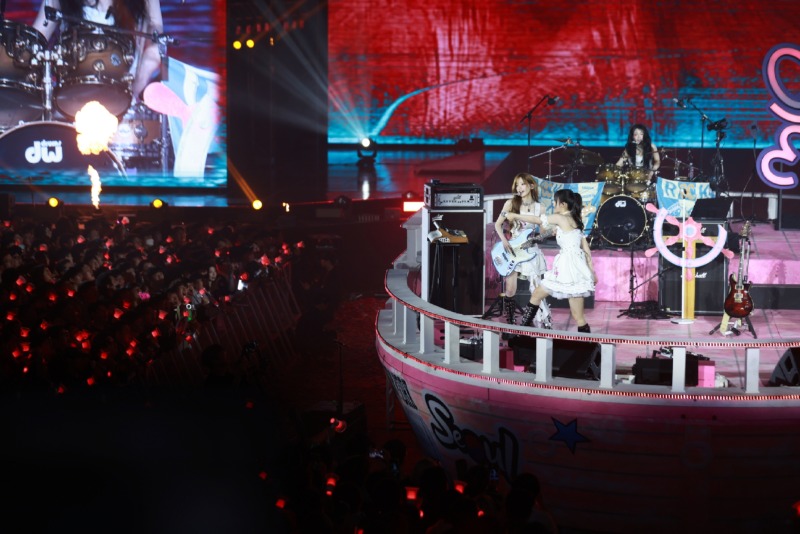QWER_앙코르콘서트_03.jpg