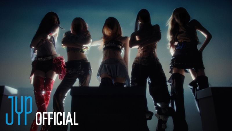 ITZY 새 미니 앨범 타이틀곡 'Motto' MV 티저 2 섬네일 이미지.jpg